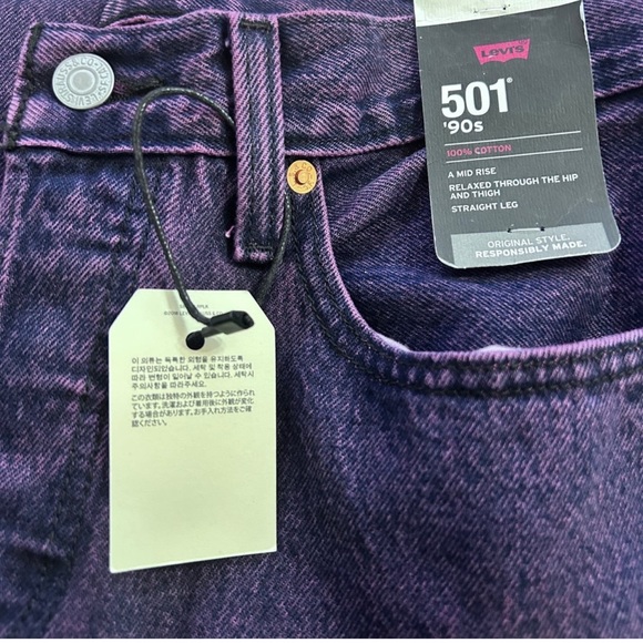 Levi's® Premium 501® ‘90S Women’s Colored Denim Jeans in Chroma Acid Purple - Picture 6 of 7